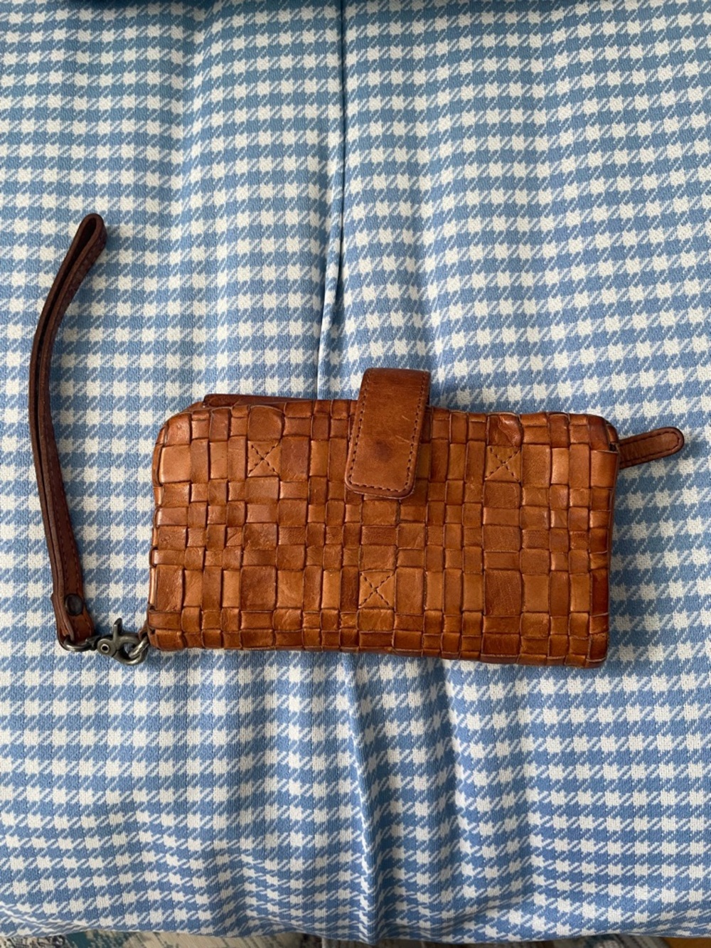 Vilenca Holland -Leather-Cognac Weave Wallet/Wristlet